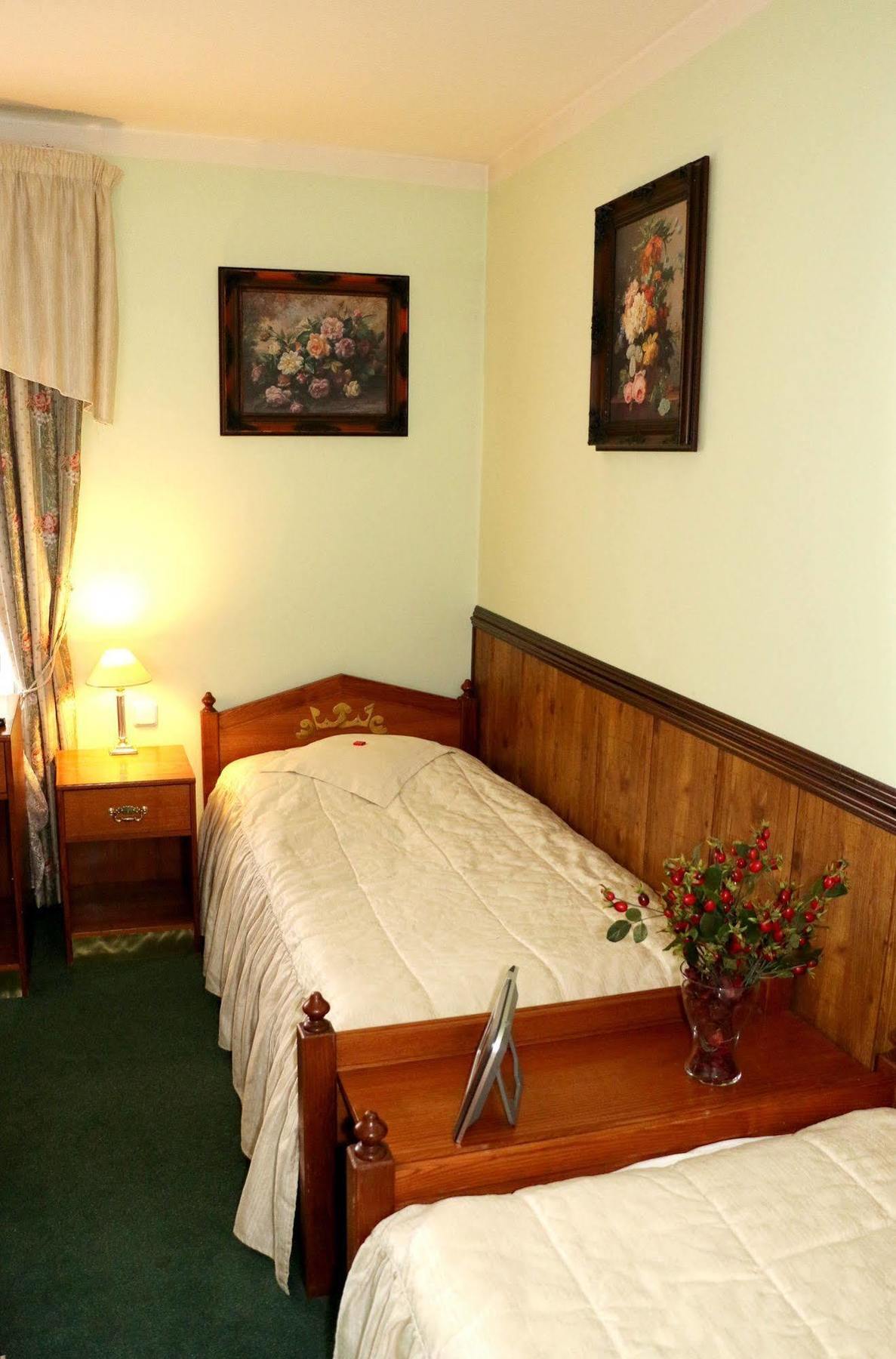 River Star Hotel Praha Bagian luar foto