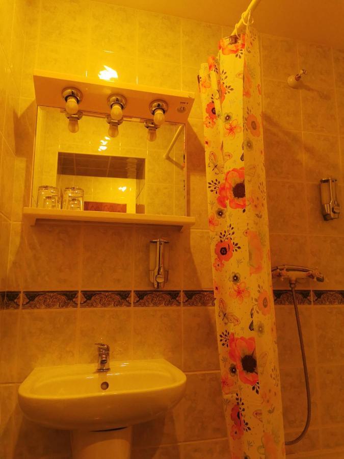 River Star Hotel Praha Bagian luar foto