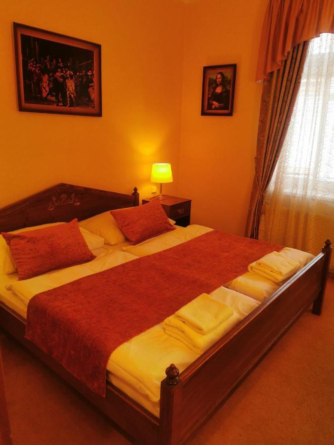 River Star Hotel Praha Bagian luar foto